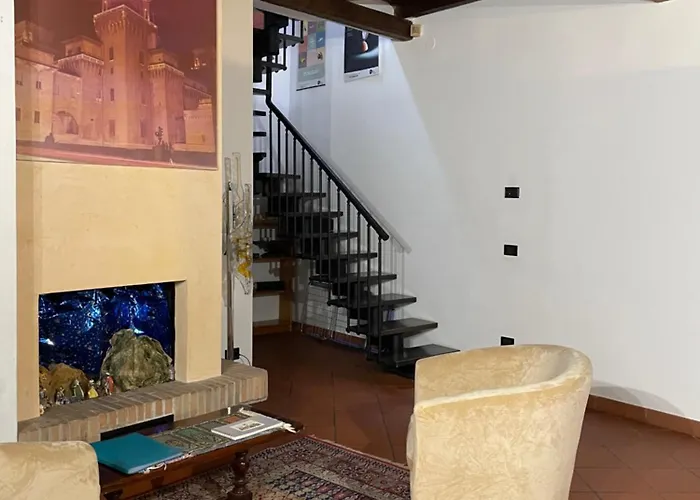 Vulandra: Tipica Casa Ferrarese A 50 Mt Dal Duomo *